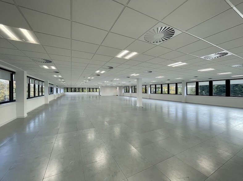 270-289 Milton Rd, Cambridge to rent - Building Photo - Image 3 of 3