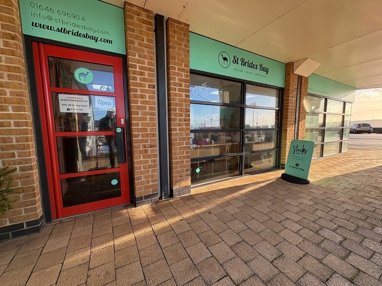 Nelson Quay, Milford Haven to rent - Building Photo - Image 2 of 6