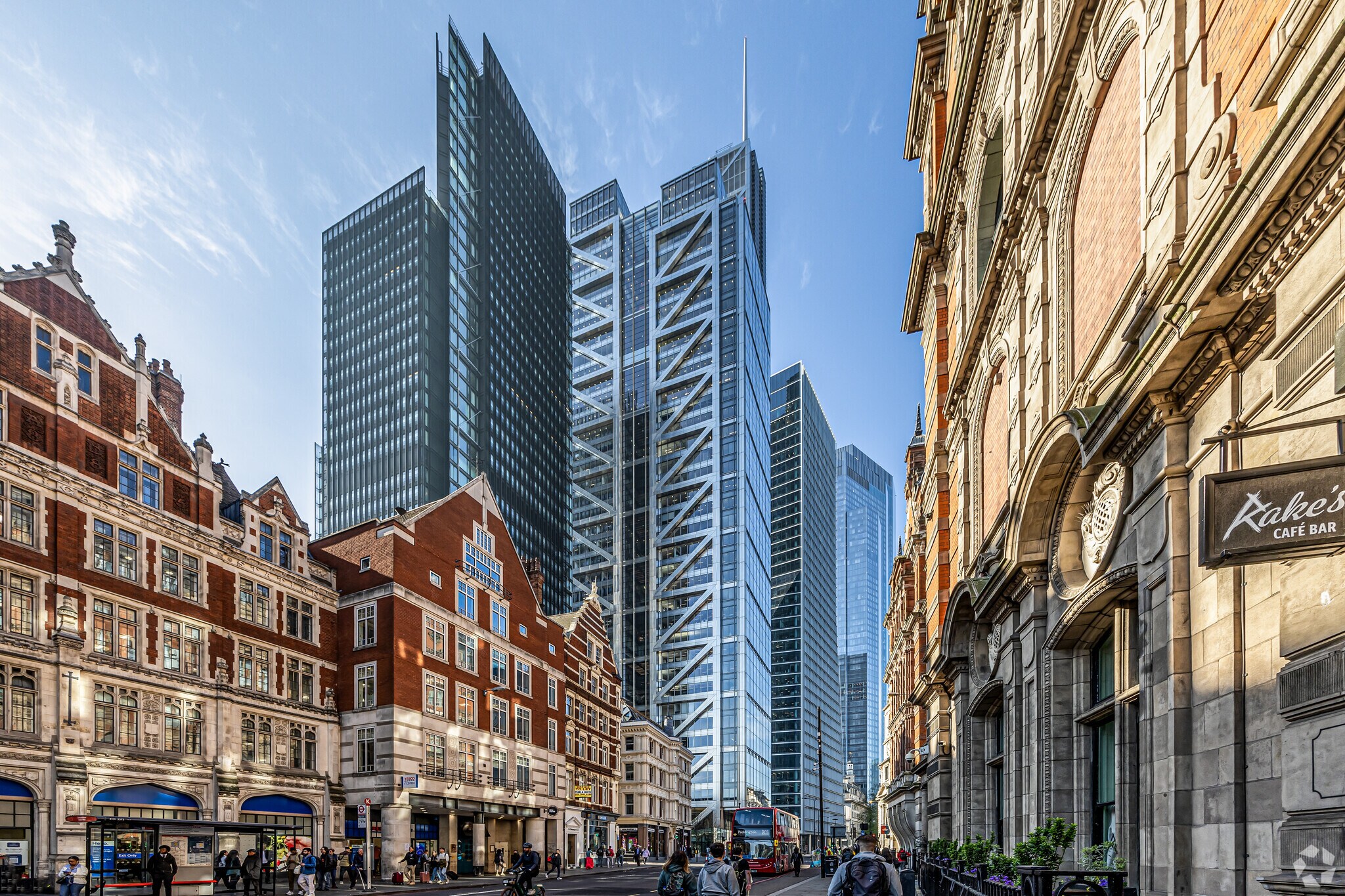 110 Bishopsgate, London to rent Primary Photo- Image 1 of 29