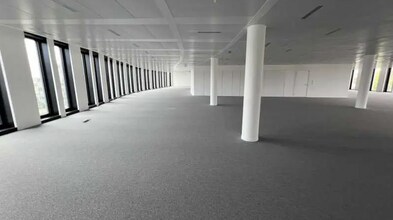 Office in Paris to rent Interior Photo- Image 2 of 6