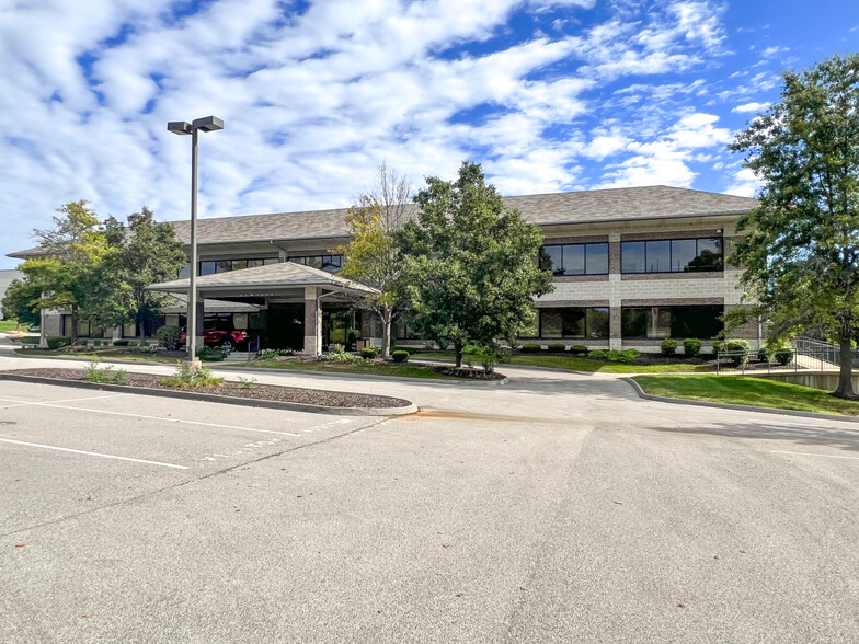 100 Ungerboeck Park, Dardenne Prairie, MO for sale - Primary Photo - Image 1 of 1