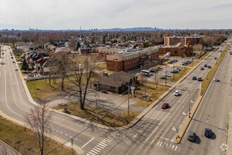 6005 Grande-Allée, Brossard, QC - AERIAL  map view