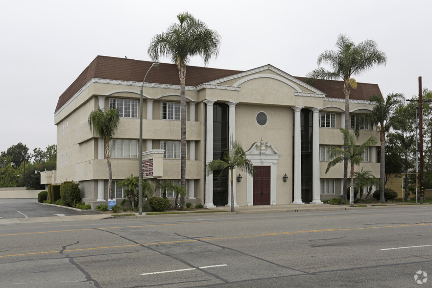 172 N Tustin St, Orange, CA for sale - Primary Photo - Image 1 of 1