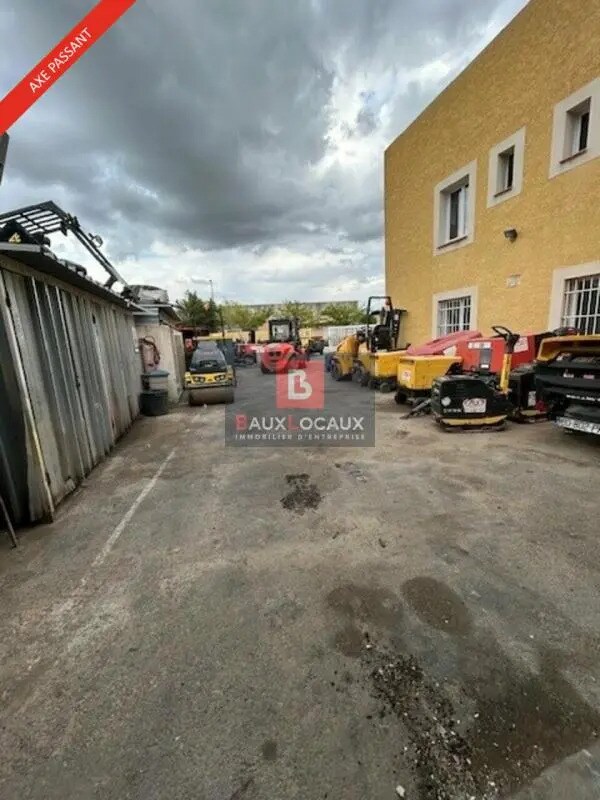 Location Local d'activités 225 m² - Photo 1