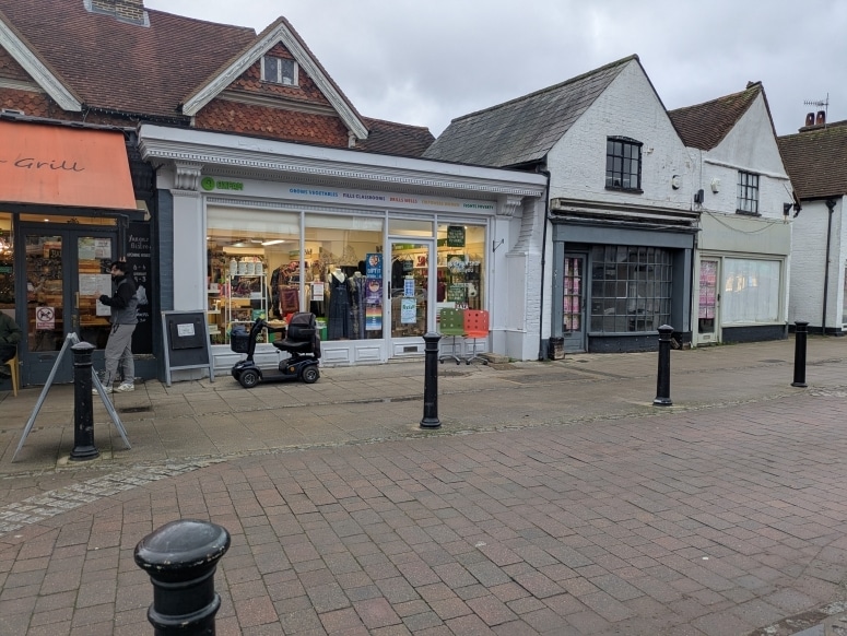 125 High St, Cranleigh for sale - Building Photo - Image 2 of 2