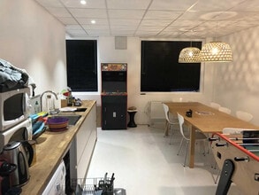 12 Chemin Des Gorges, Dardilly to rent Interior Photo- Image 2 of 9