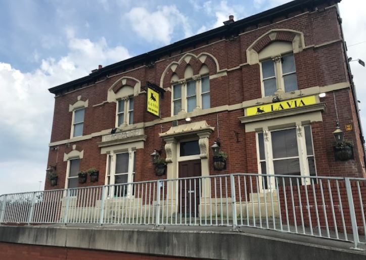 13 Railway Rd, Oldham for sale Primary Photo- Image 1 of 1