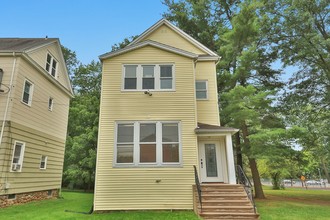 50 Franklin Ave, Pearl River, NY for rent Primary Photo- Image 1 of 17