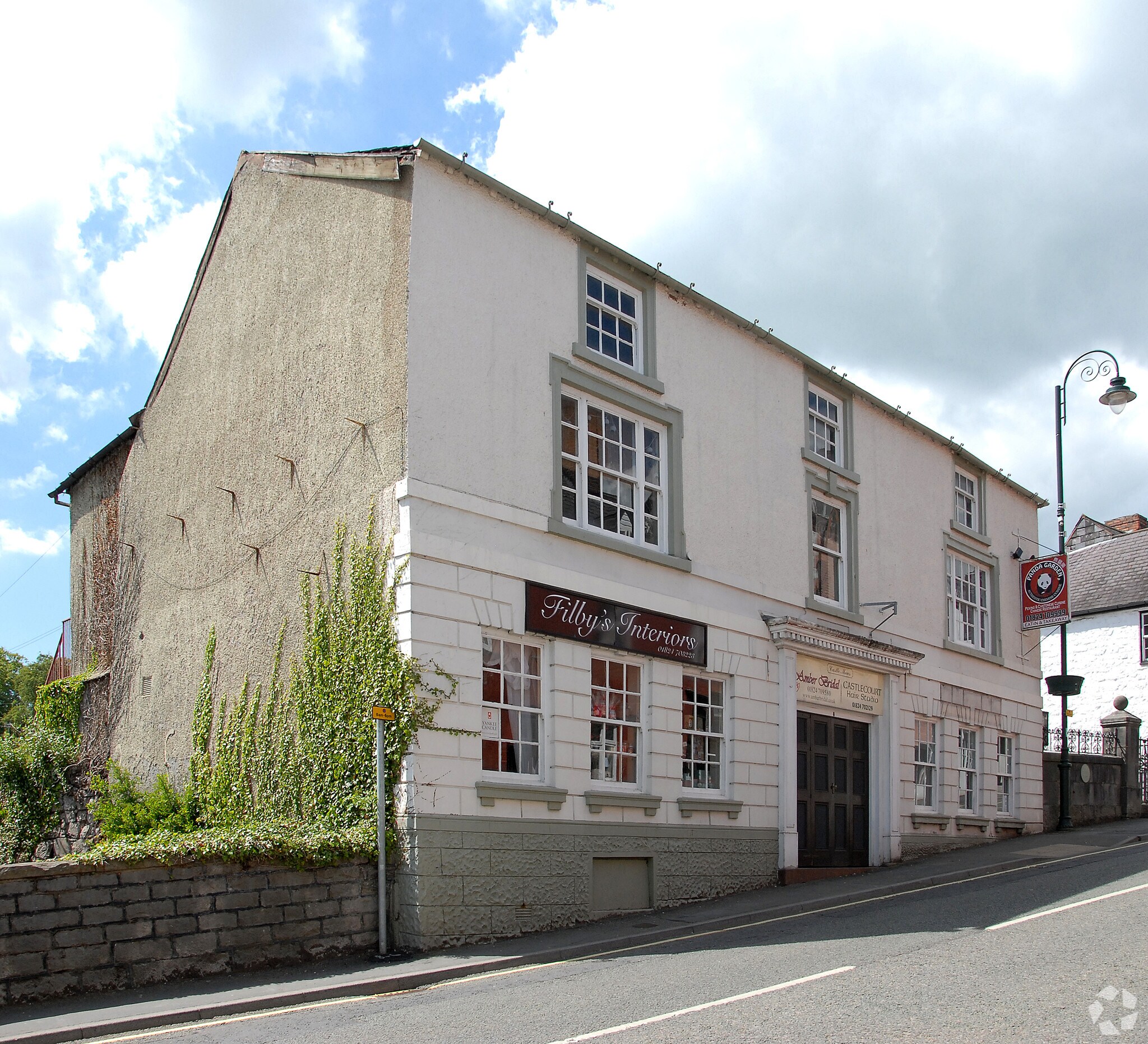 8 Well St, Ruthin for sale Primary Photo- Image 1 of 1