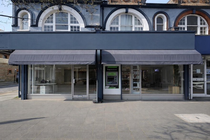 134-136 Northfield Ave, London to rent - Primary Photo - Image 1 of 2