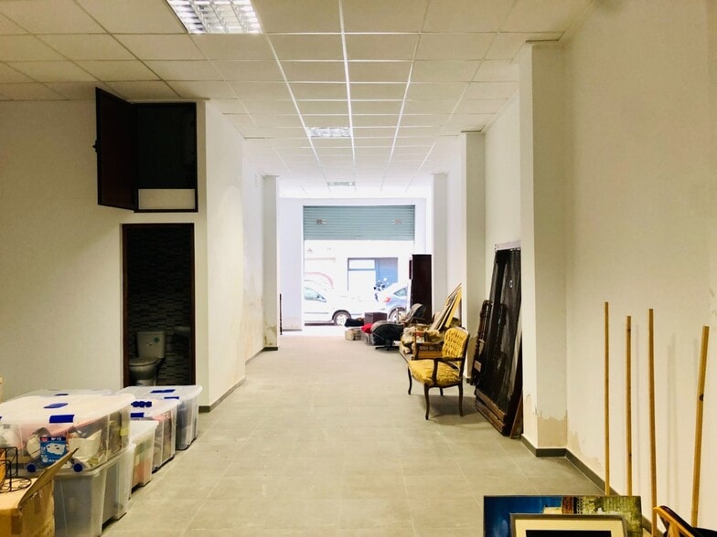 Carrer Clemente Gonzálvez Valls, 45, Elche, Alicante to rent - Interior Photo - Image 3 of 11