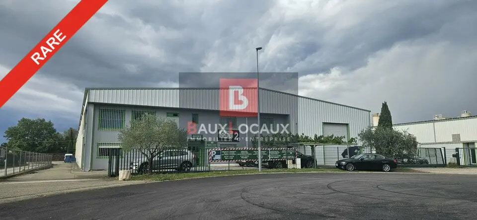 Location Entrepôt 4 100 m² - Photo 1