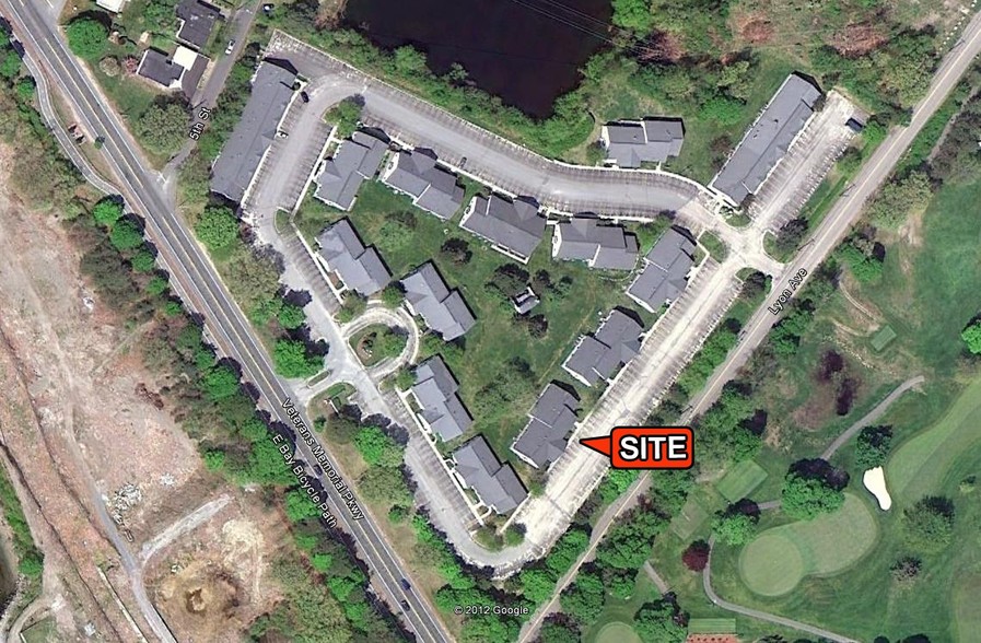 450 Veterans Memorial Pky, East Providence, RI for sale - Building Photo - Image 1 of 1