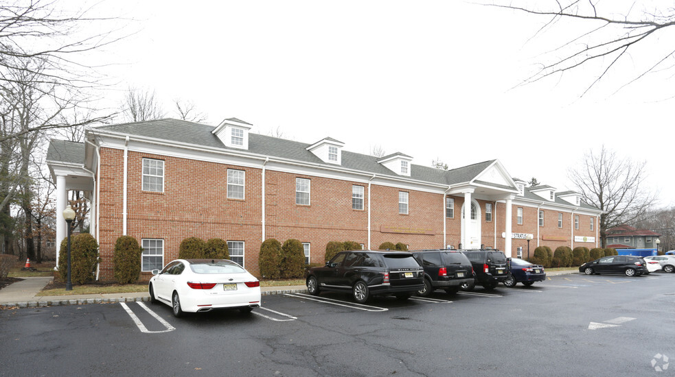 740 Broad St, Shrewsbury, NJ for rent - Building Photo - Image 3 of 23