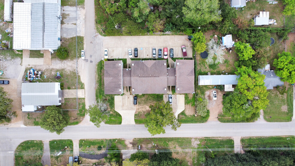 214 Longstreet Rd, Willis, TX for sale - Building Photo - Image 2 of 25