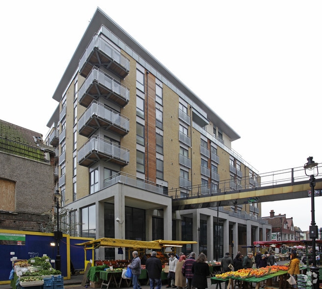 7 Exchange Sq, Croydon to rent - Primary Photo - Image 1 of 4