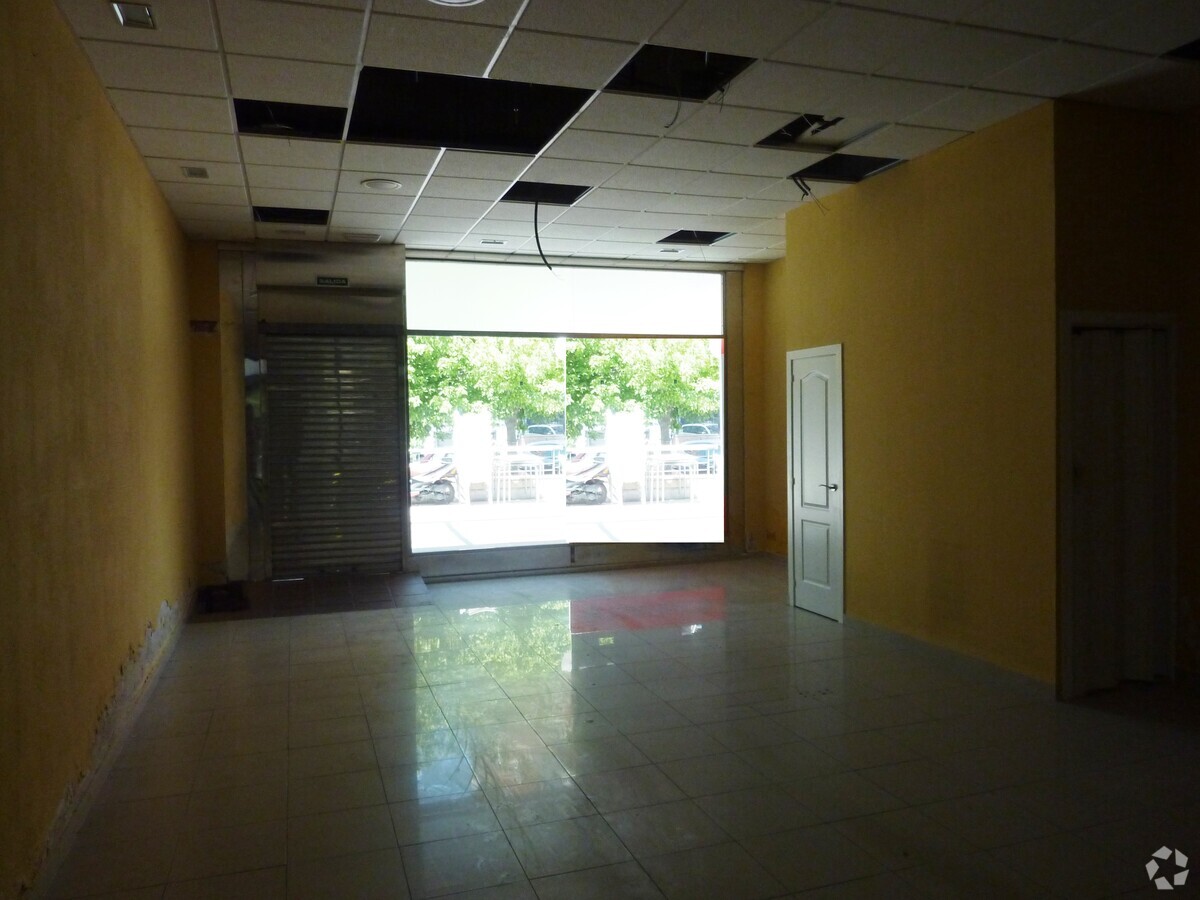 Fuenlabrada, MAD 28941 -  -  - Interior Photo - Image 1 of 6