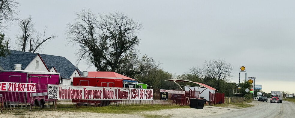 13509 Interstate 35 S., Von Ormy, TX for sale - Primary Photo - Image 1 of 14