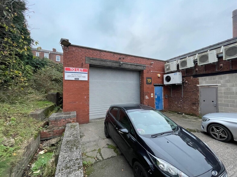 Yarrow Rd, Chorley for rent - Building Photo - Image 1 of 2