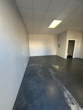 3210-3354 E FM 528 Rd, Friendswood, TX to rent Interior Photo- Image 1 of 4