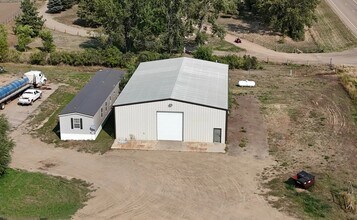 1404 22nd Ave NW, Watford City, ND for rent Building Photo- Image 1 of 12