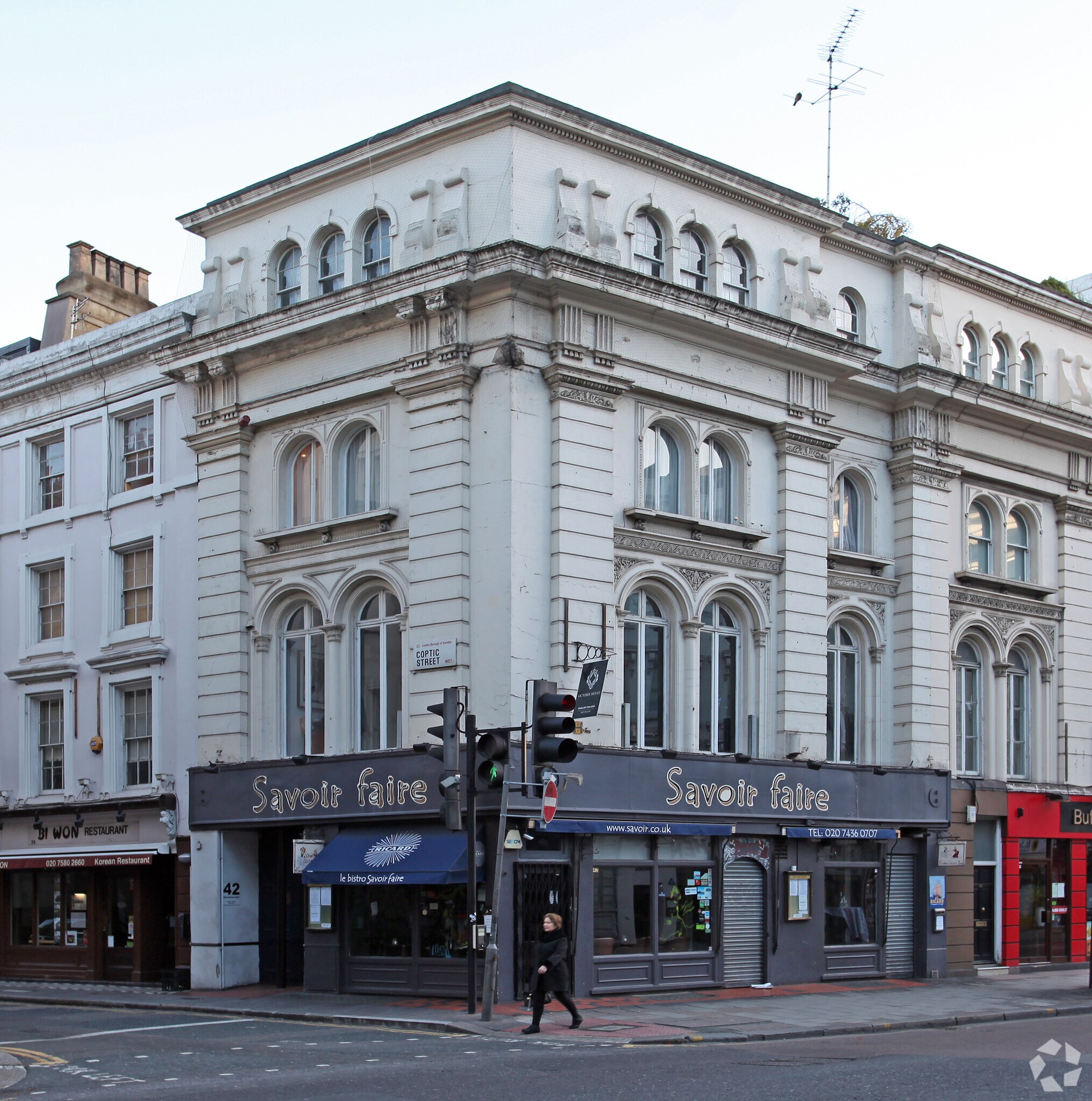 42 New Oxford St, London for sale Building Photo- Image 1 of 1