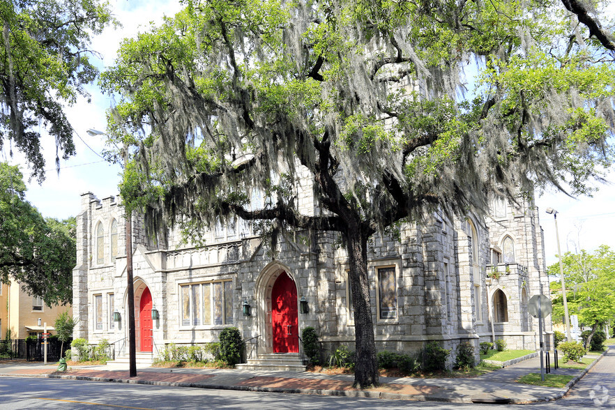 2201 Bull St, Savannah, GA for sale - Primary Photo - Image 1 of 1