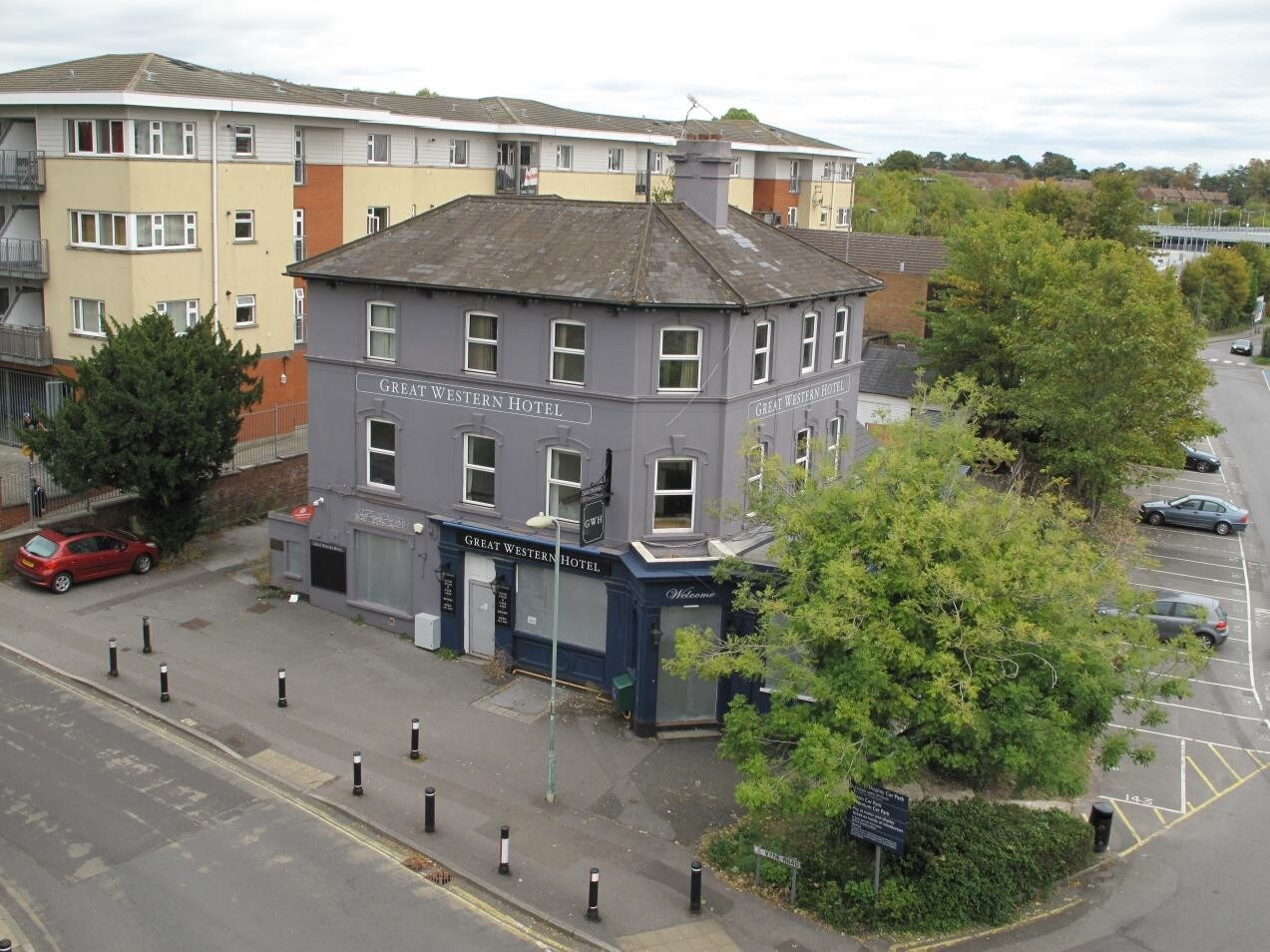 Vyne Rd, Basingstoke for sale Primary Photo- Image 1 of 1