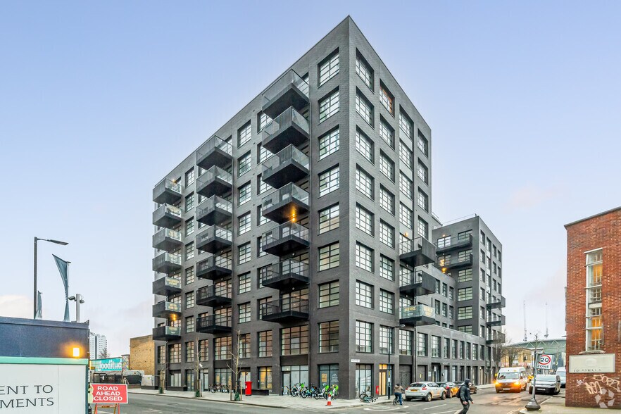 180 Ilderton Rd, London for sale - Primary Photo - Image 1 of 1