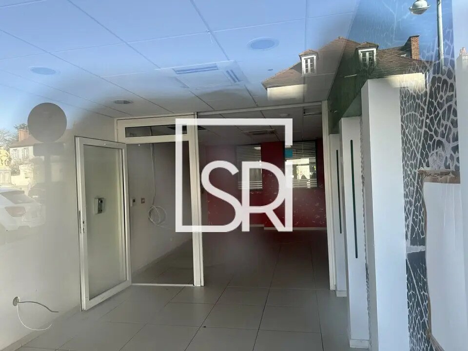 Vente Commerce 153 m² - Photo 1