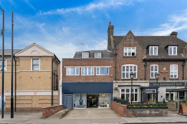 More details for 281 Ballards Ln, London - Retail to Rent