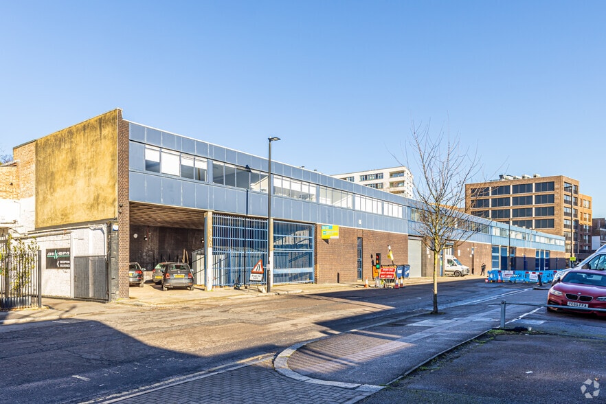 10-14 Brewery Rd, London for sale - Primary Photo - Image 1 of 1