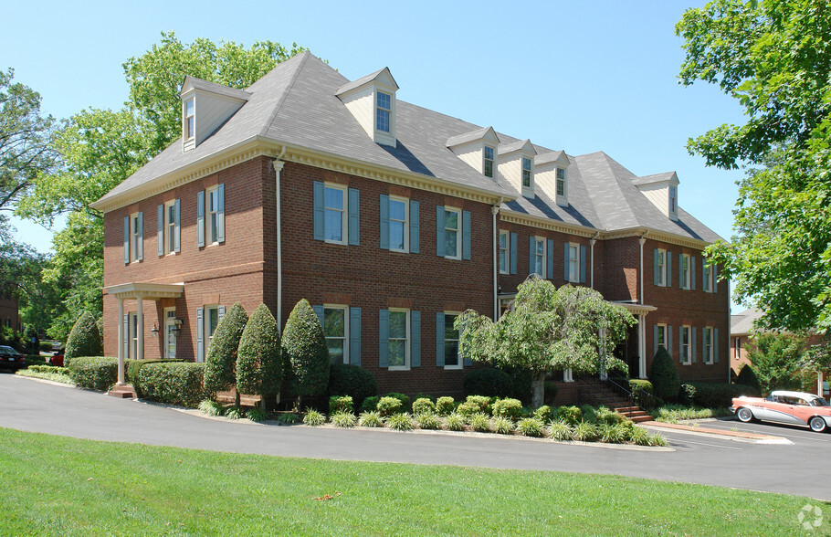 177 E Main St, Hendersonville, TN for sale - Primary Photo - Image 1 of 1