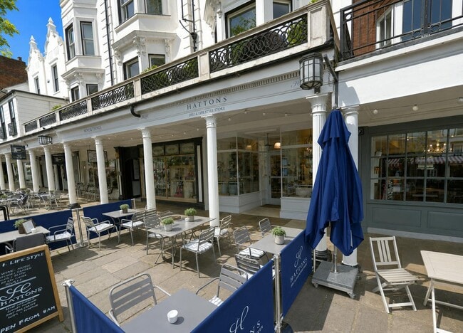 More details for 38 The Pantiles, Tunbridge Wells - Retail to Rent