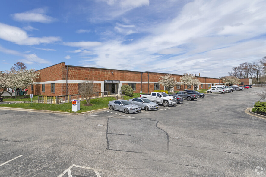 408 Headquarters Dr, Millersville, MD for rent - Building Photo - Image 2 of 4