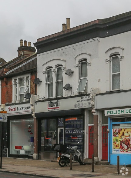 621-621A Romford Rd, London for sale - Building Photo - Image 2 of 7