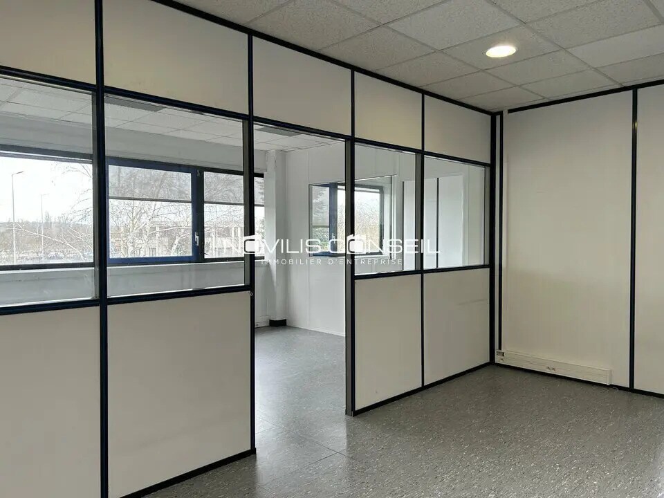 Office in Labège to rent Building Photo- Image 1 of 7