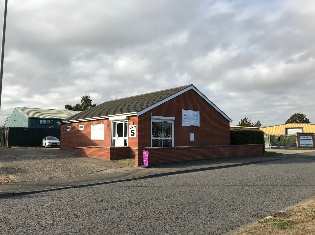 Unit 5 Holborn Ave, Mildenhall for sale Primary Photo- Image 1 of 1