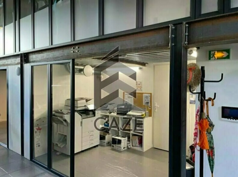 Office in Bègles to rent - Interior Photo - Image 3 of 3