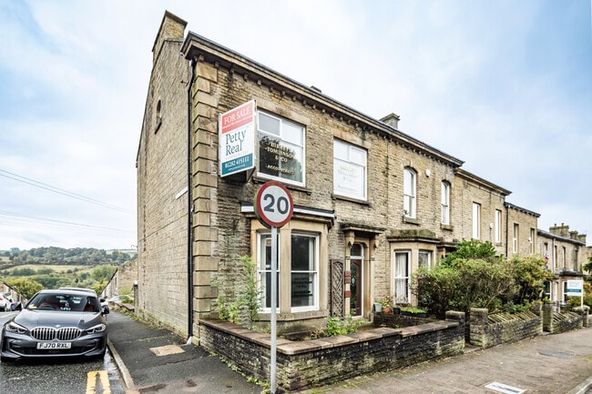 More details for 67 Albert Rd, Colne - Office for Sale