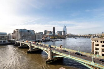 10 Queen Street Pl, London to rent Building Photo- Image 2 of 9