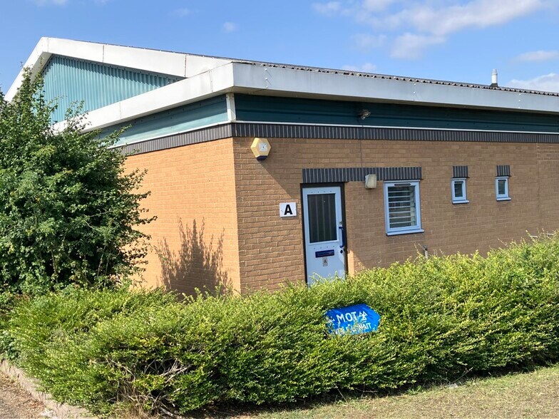 Sovereign Way, Downham Market to rent - Building Photo - Image 2 of 3