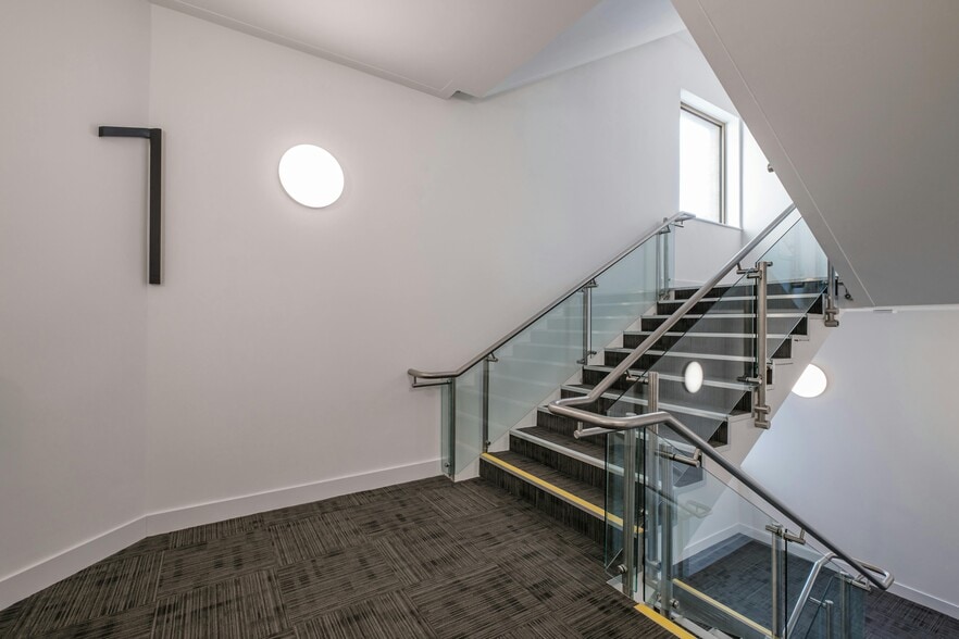 Union Row, Aberdeen to rent - Interior Photo - Image 3 of 4