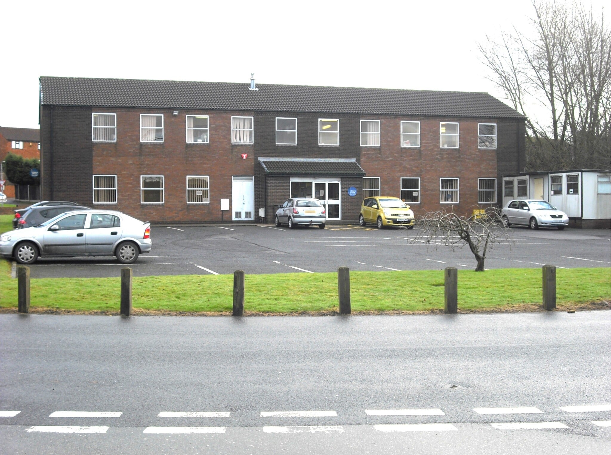 Waterloo Rd, Telford to rent Building Photo- Image 1 of 3