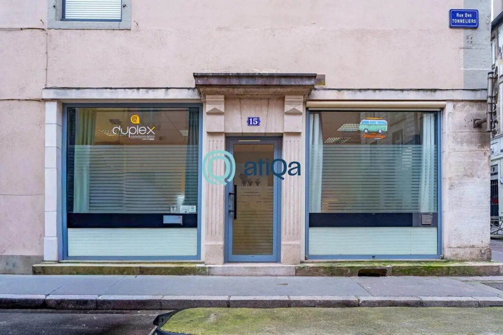 Vente Bureaux 55 m² - Photo 1