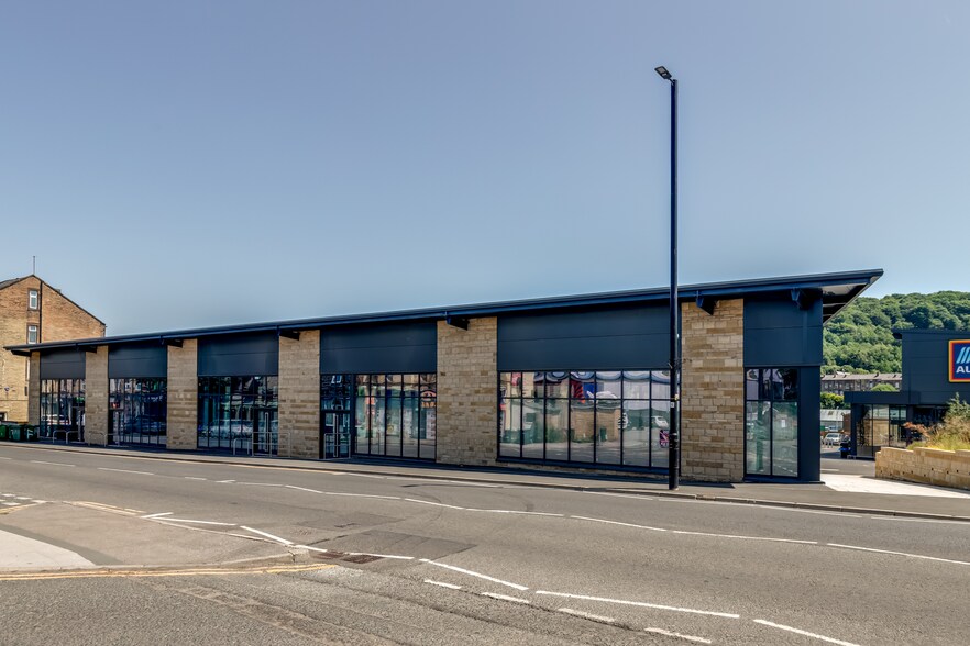 East Para, Keighley to rent - Building Photo - Image 3 of 6