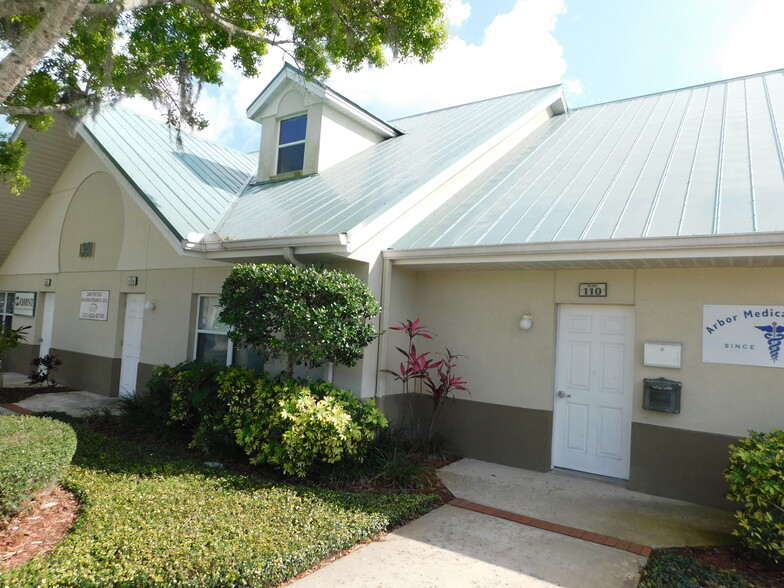 1301 W Eau Gallie Blvd, Melbourne, FL for rent - Building Photo - Image 2 of 3