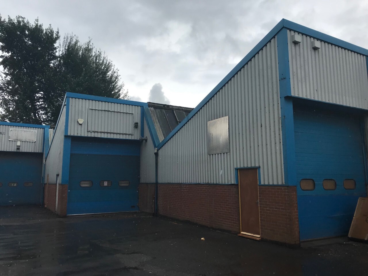 3-5 Wallbridge Mills, Frome for sale Primary Photo- Image 1 of 1