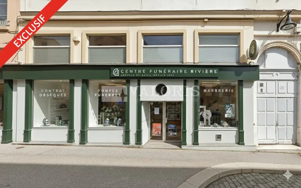 Retail in Lyon to rent Building Photo- Image 1 of 8