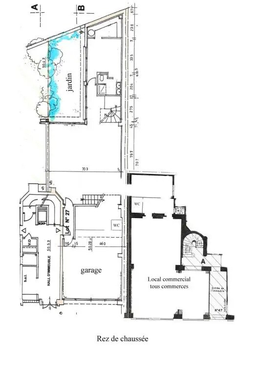 Retail in Paris for sale Building Photo- Image 1 of 4